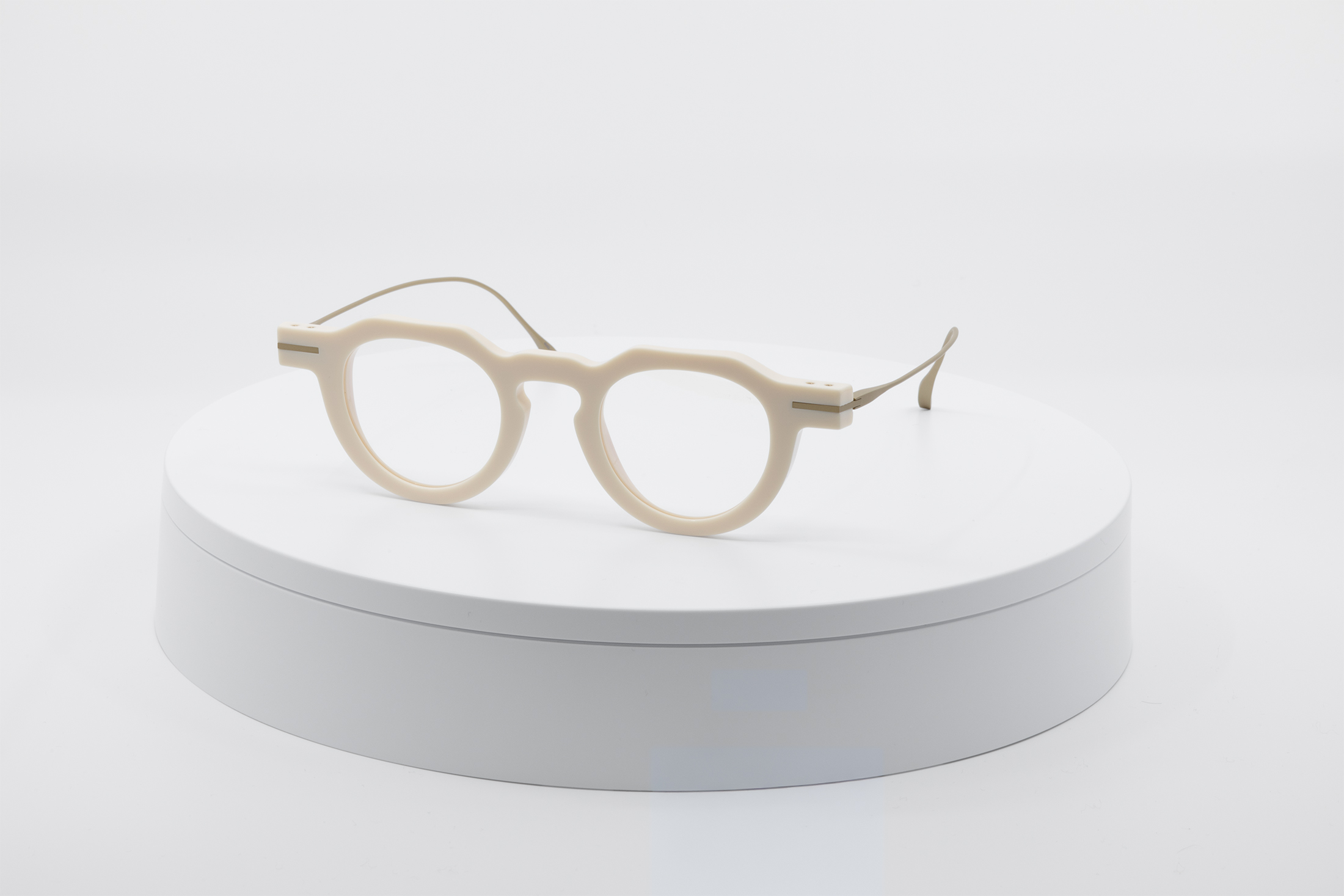 May·42 — Ice Gold Opaque angled